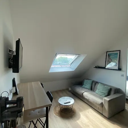 Joli Studio Saint-nazaire Centre *